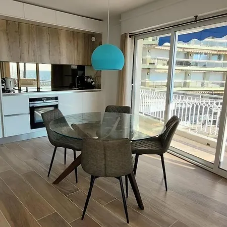 1 Bed With Sea Views Διαμέρισμα