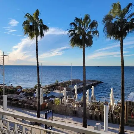 公寓 1 Bed With Sea Views 昂蒂布